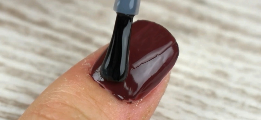 painting nails